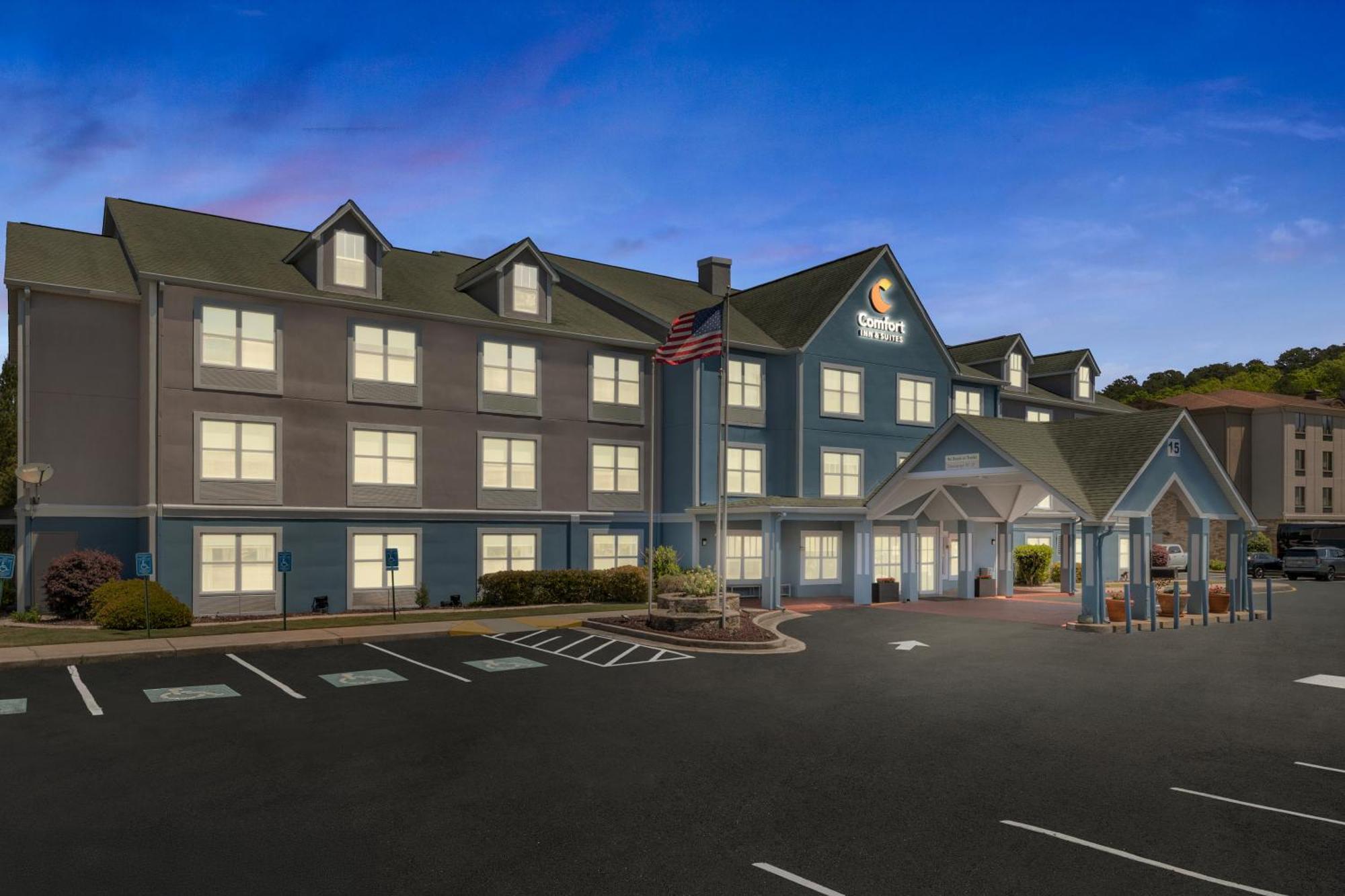 Comfort Inn & Suites Rome South Exterior photo